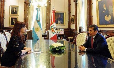 Cristina anunci� que plantear� el tema de la deuda soberana en la cumbre de la Unasur