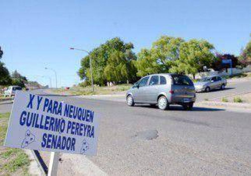 Trabajo laudar�a en el conflicto de petroleros 