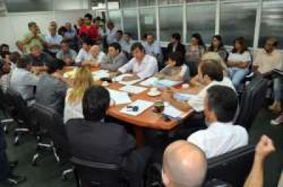Reforma Tributaria: El oficialismo adelant� dictamen positivo 
