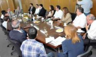 Analizaron financiamiento para el sector productivo 	