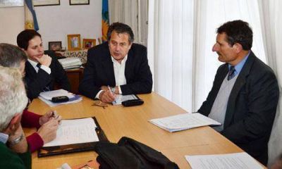 El defensor del Pueblo de Pilar se re�ne con su par nacional por la ruta 6