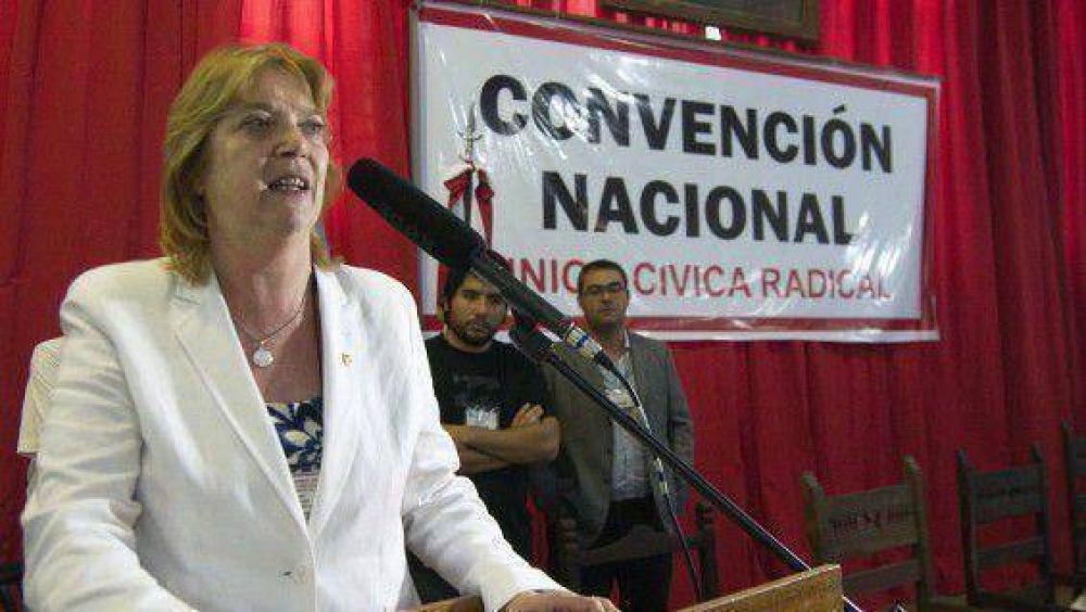La Convenci�n Nacional de la UCR inicia un nuevo camino con una mujer en su Presidencia
