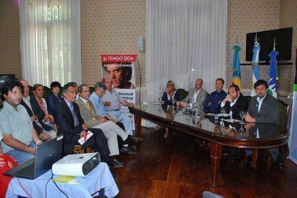 �Semana Municipal de la Lucha contra el SIDA� en San Fernando