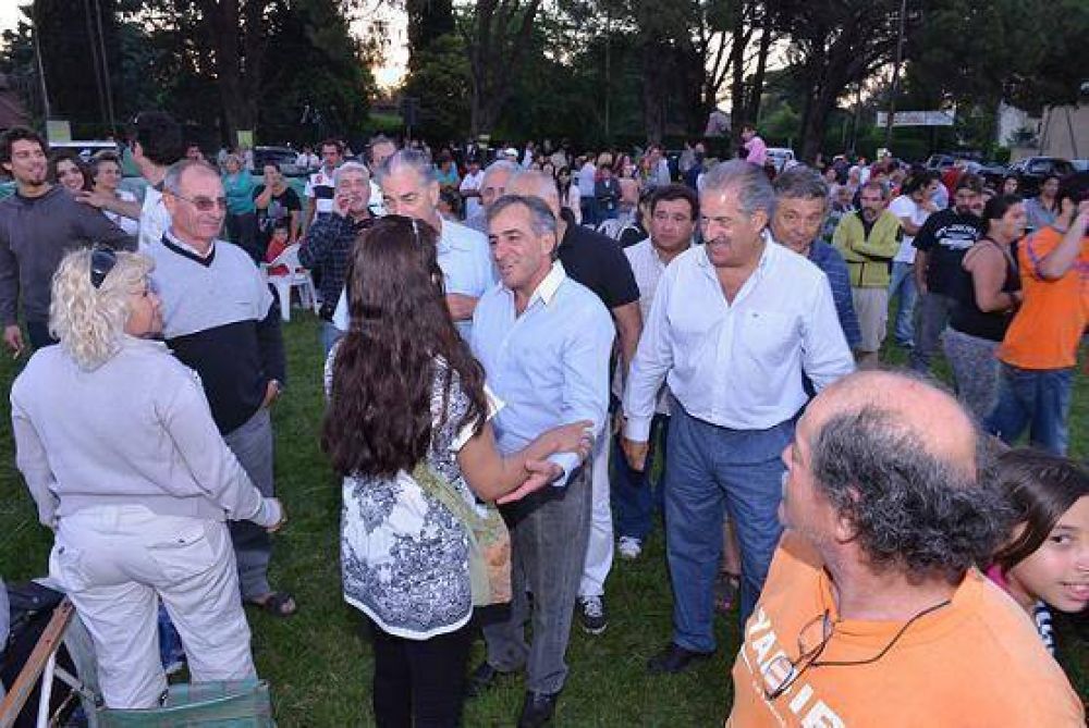 Jes�s Cariglino presente por el homenaje del D�a de la Tradici�n