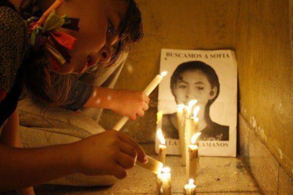 Realizan vigilia en memoria de Sof�a Viale 