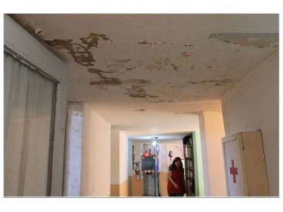 Problemas edilicios dejaron sin clases a chicos de Jard�n