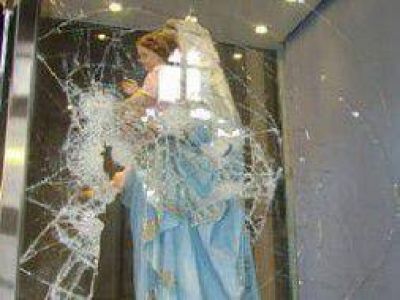 Dos menores detenidos por el robo de las coronas de la Virgen y de Jes�s