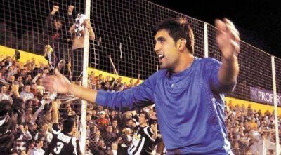 Liniers se calz� otra vez la corona