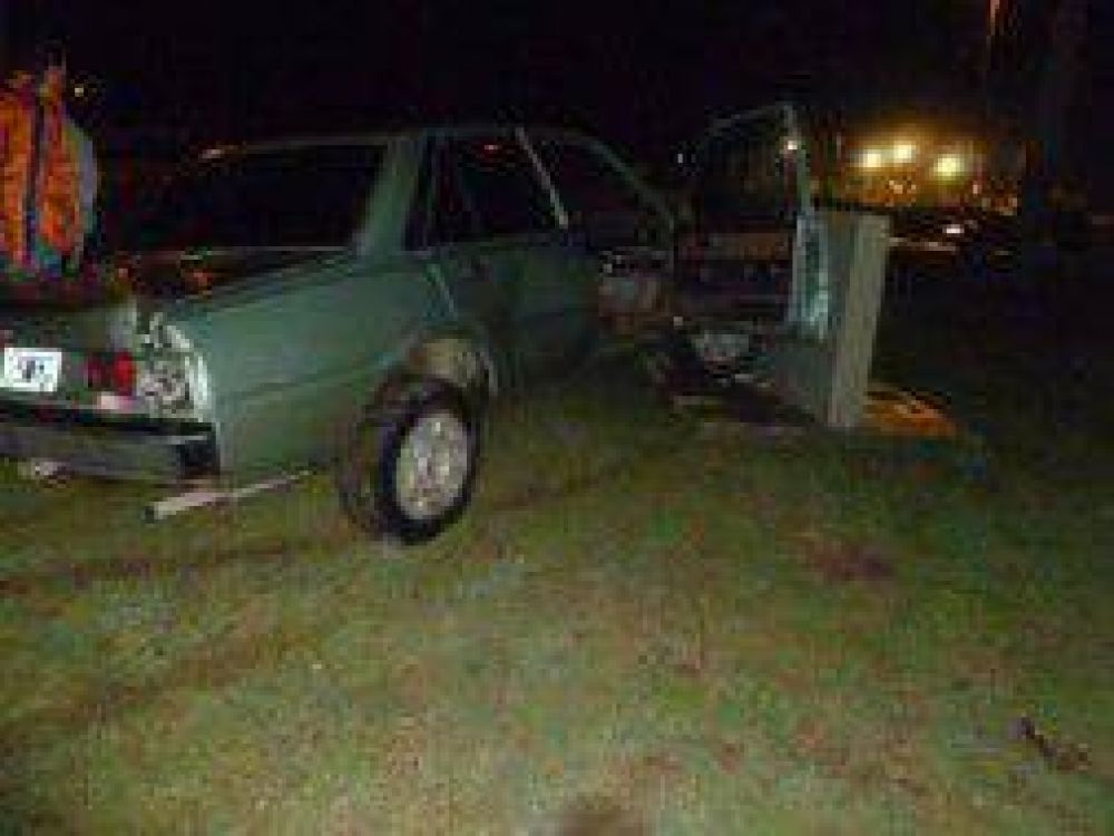 Preso con salidas transitorias choc�, huy� corriendo y est� pr�fugo en Bah�a Blanca