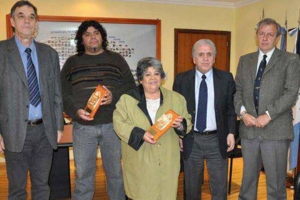 El Intendente recibi� a diez nuevos beneficiarios