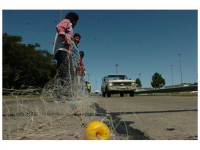 Pescadores cortar�n este mi�rcoles las dos manos del puente Oro�o
