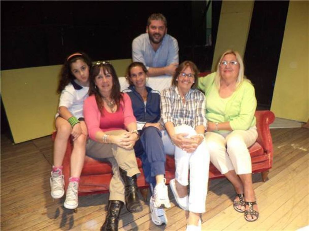 El Mangrullo prepara su pr�ximo estreno: Suegras