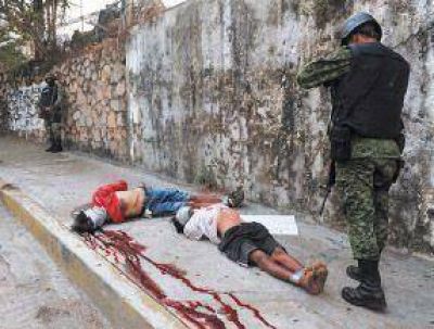 Calder�n se va y deja 100 mil muertos