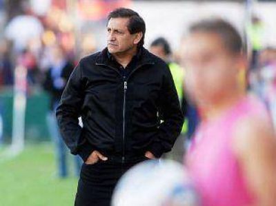 En las redes sociales, la gente tiene un solo pedido para Passarella: que vuelva Ram�n