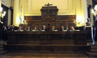 La Corte Suprema declar� "inadmisible" la pr�rroga de la cautelar pedida por Clar�n