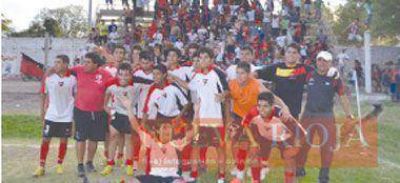 Andino, a la final por penales 