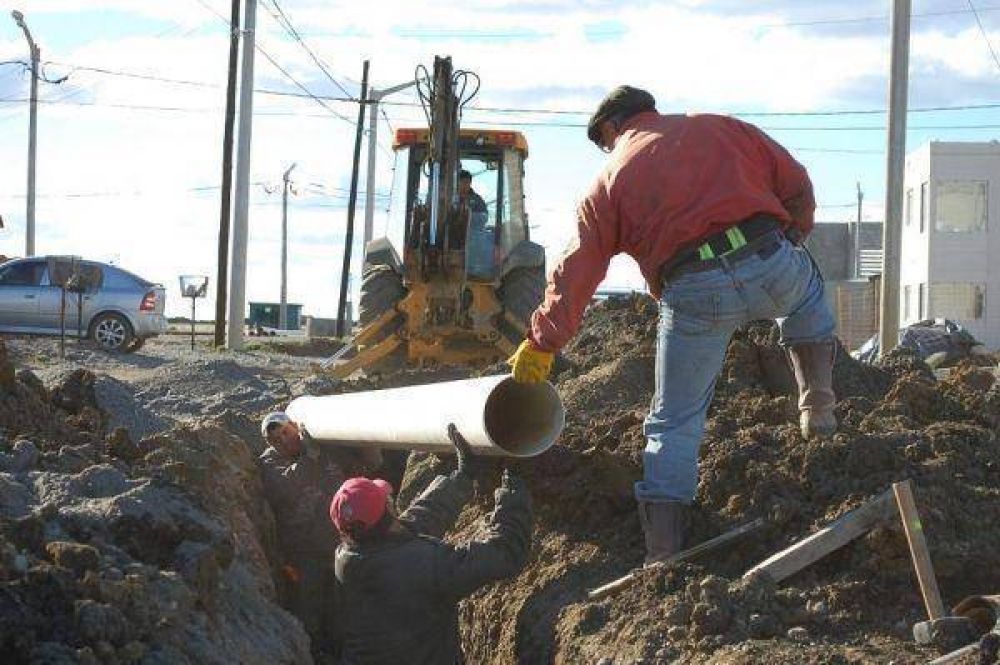 Se comenz� la construcci�n de un pluvial en el barrio CGT