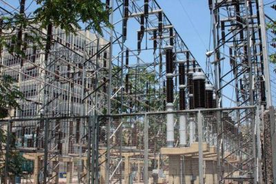 El Gobierno posterga los aumentos de la luz mientras la Naci�n acrecienta su influencia 