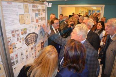 Comenz� en R�o Grande la exposici�n interamericana de filatelia