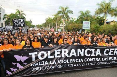Caminata solidaria en Tolhuin