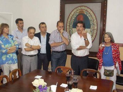 Alberto Sileoni disert� sobre educaci�n en San Fernando