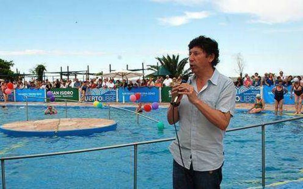 Se inauguro la temporada de verano para la tercera edad en San Isidro