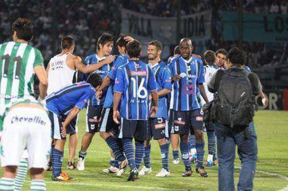 Gimnasia viaja  Con varias bajas 