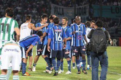 Gimnasia viaja  Con varias bajas 