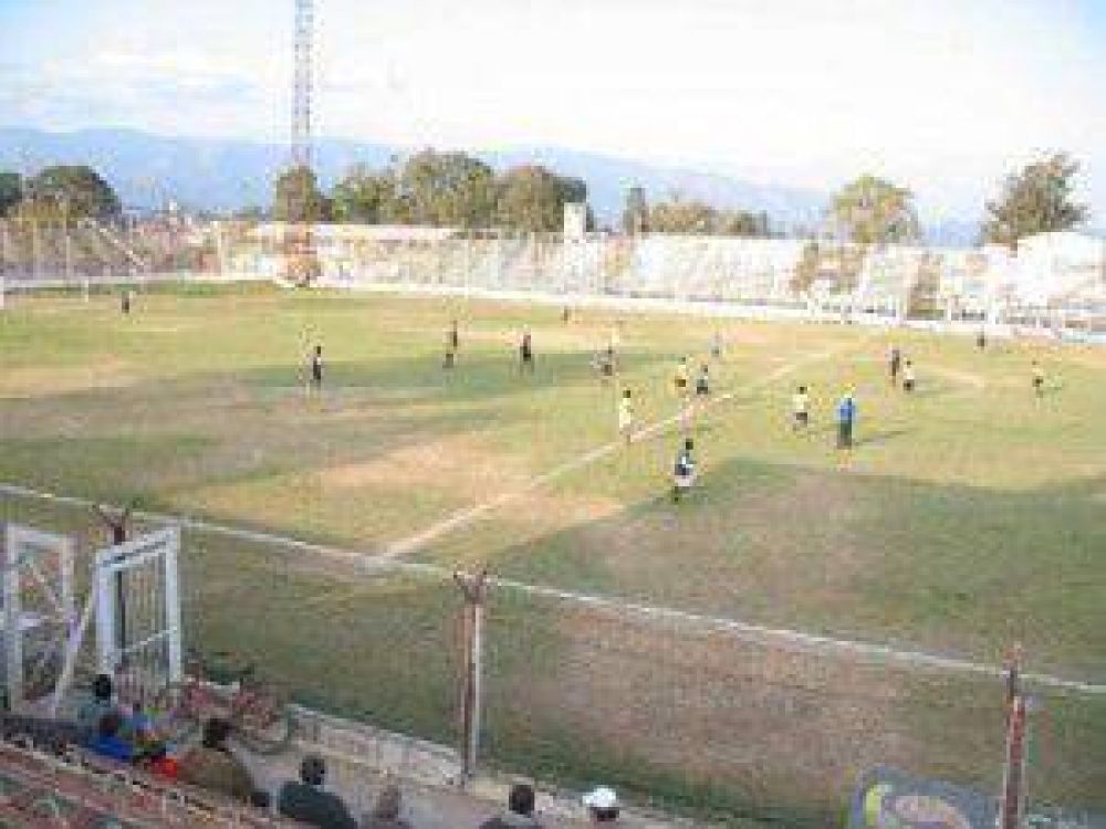 Adolescente de las inferiores del club Altos Hornos Zapla muri� durante el entrenamiento