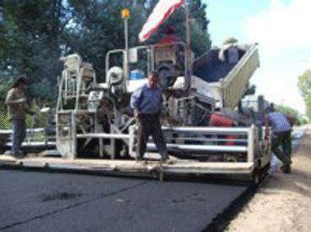 Une Villa Rosa con la Panamericana  Ya est� lista casi la mitad de la calle Chacabuco