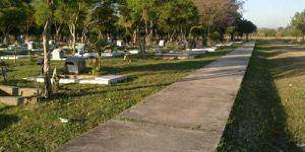 M�ltiples obras en el cementerio San Antonio