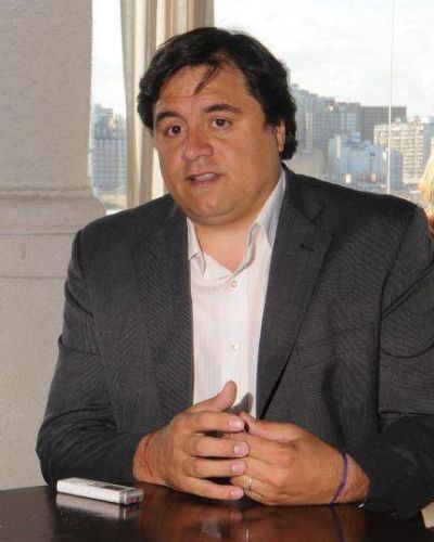 Manino Iriart y la violencia de g�nero: �Los que no cumplan la restricci�n impuesta por un juez deben ir presos�