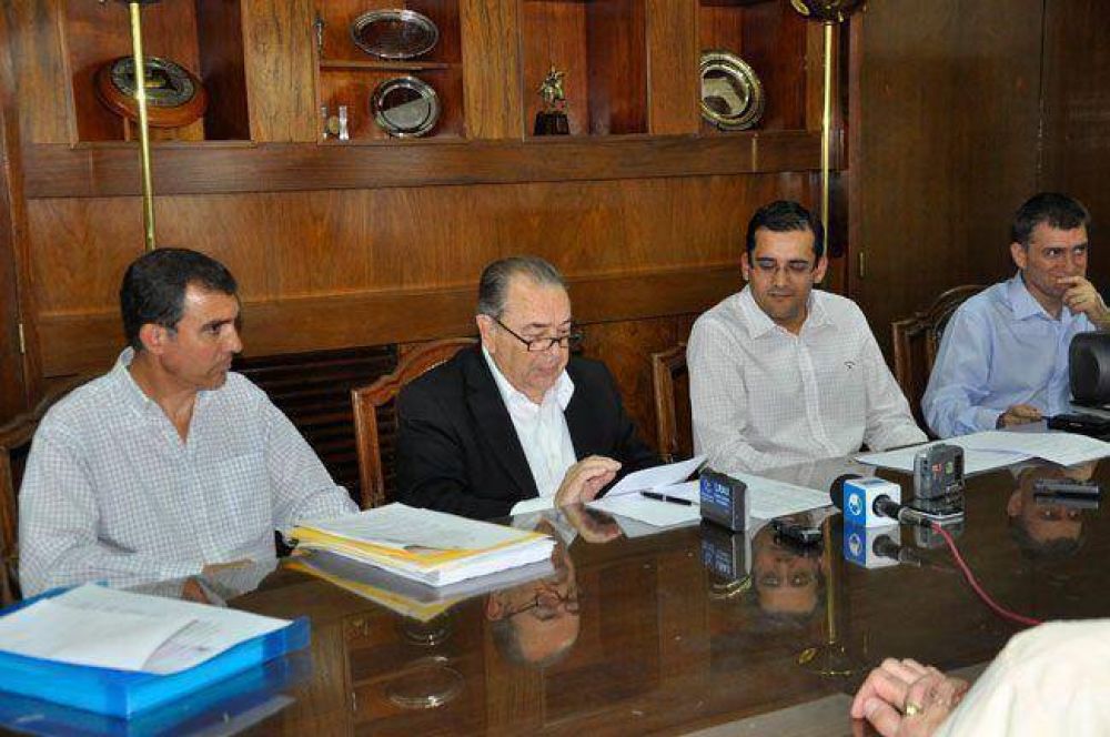 Jorge: �el reparto de regal�as no lo tenemos en cuenta en el presupuesto. No es ley todav�a� 