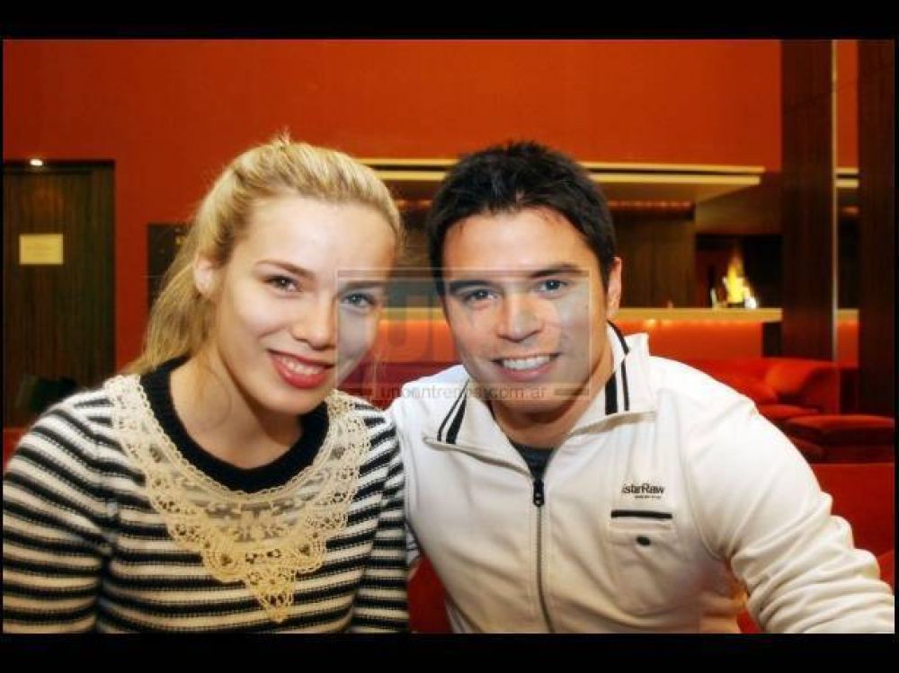 La modelo paranaense Romanela Amato y Saviola ser�n padres