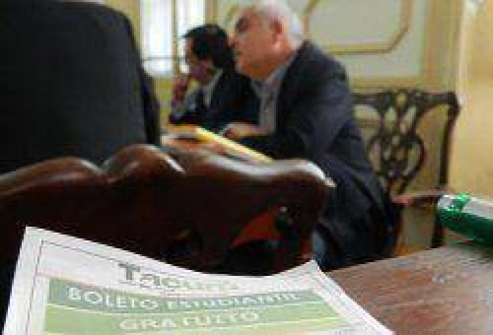 Boleto estudiantil: piden a Camau pol�ticas de ayuda a la educaci�n