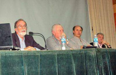 Javier Gonz�lez Fraga: �El modelo econ�mico del Gobierno se est� agotando�