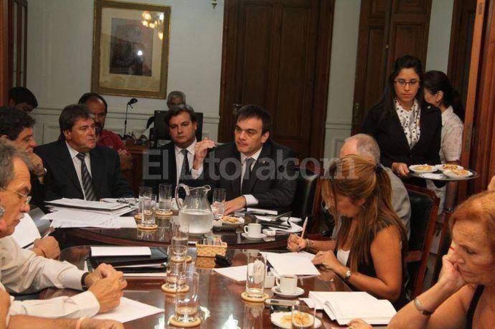 Reforma penal: el Ejecutivo retir� los pliegos de defensores y fiscales