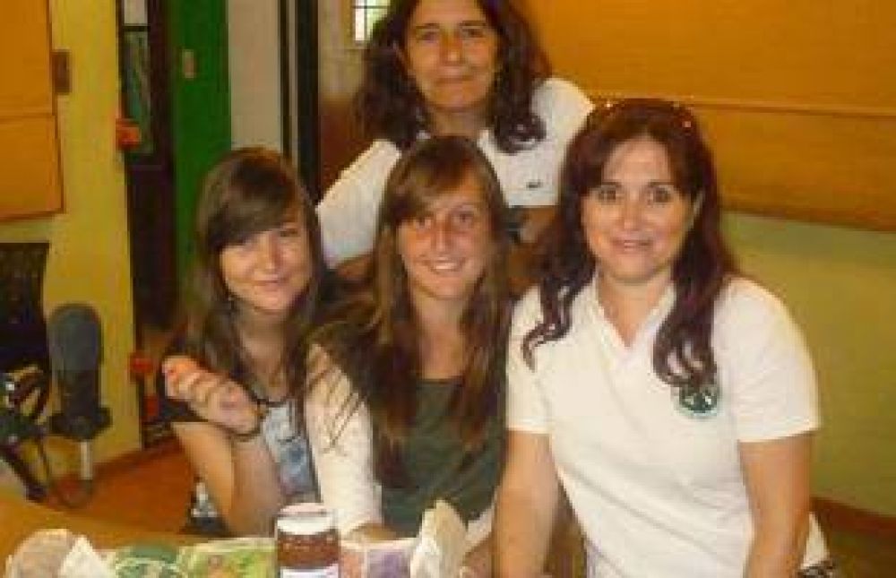 Alumnas de la Escuela Agropecuaria crearon Huevos con omega 3