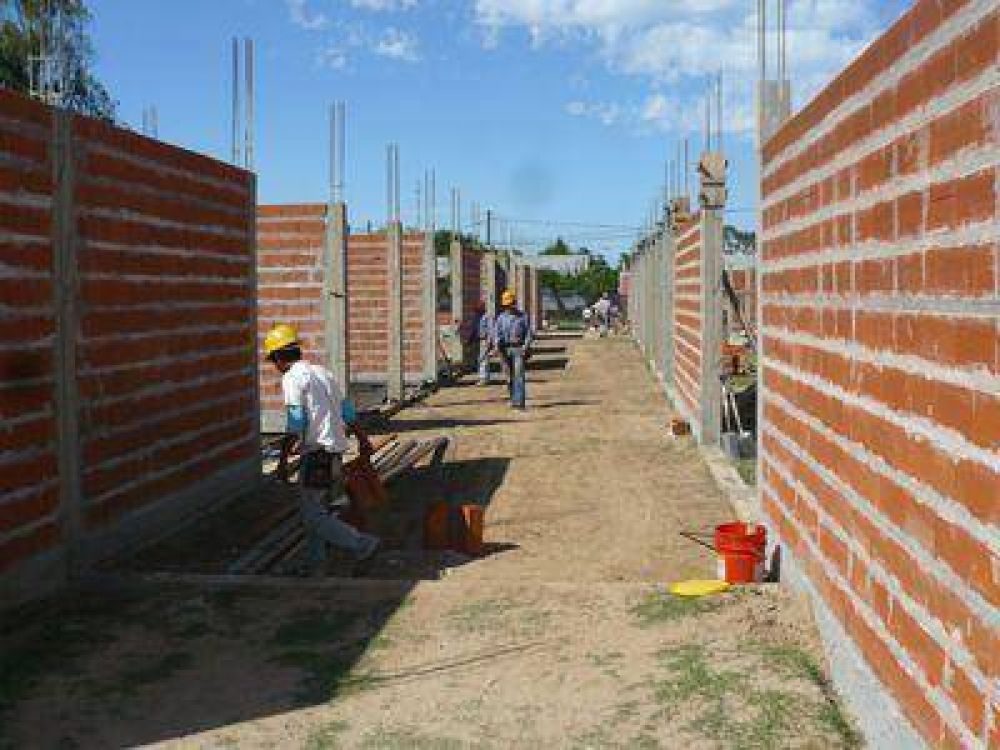 Nueva escuela  secundaria: Avanza la obra en altura