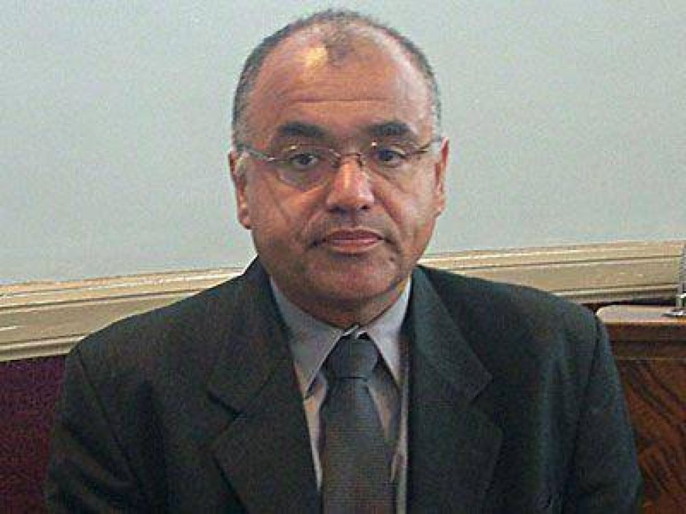  LOMAS | CONCEJO DELIBERANTE    Fern�ndez pidi� "unidad" en el kirchnerismo local