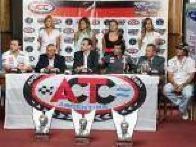 Final del TC: La Plata recibe miles de visitantes en otra fiesta deportiva