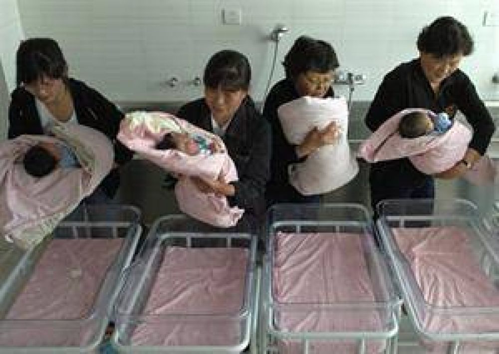El fin de una pol�mica norma: China eliminar�a la ley del hijo �nico