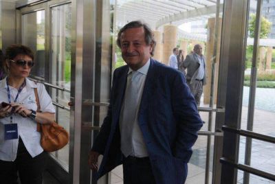 Dur�sima cr�tica de Rattazzi a la pol�tica cambiaria