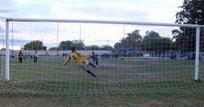 Tesorieri elimino a Racing por penales 