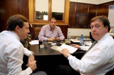 Lebed recibi� al gobernador Weretilneck