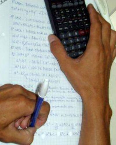 Los ex�menes de ingreso a las escuelas secundarias se rendir�n hoy