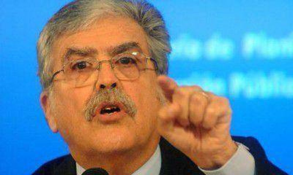 Julio De Vido llega a Mendoza para inaugurar un barrio junto a Dante Gonz�lez 