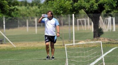 Belgrano: Zielinski confirm� que se queda, como m�nimo, hasta junio de 2013