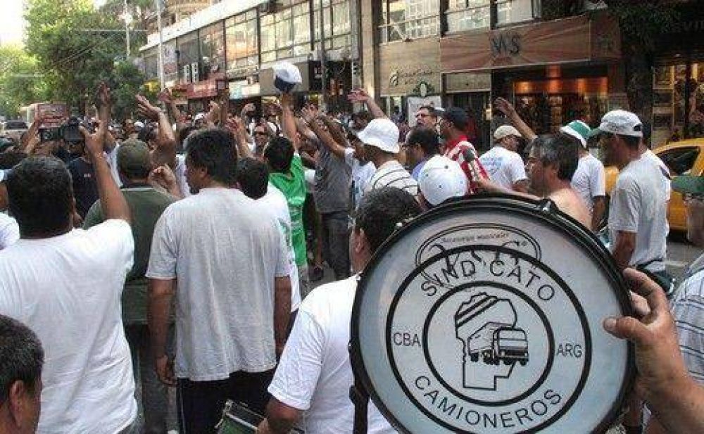 La maniobra de Moyano para captar m�s afiliados
