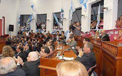 PRESIDENTE PER�N: El Concejo tratar� el Presupuesto 2013 y aumento de tasas